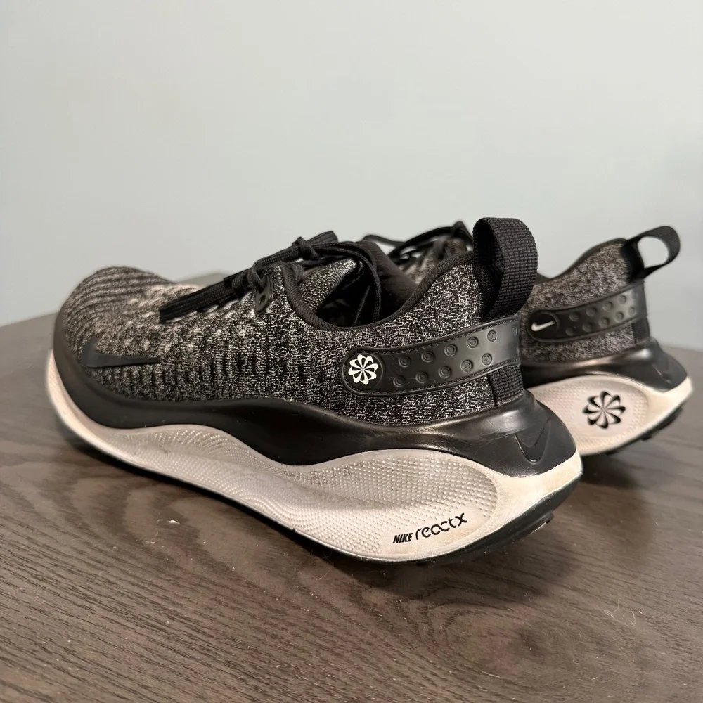 Nike Women’s Shoes ReactX‎ Infinity Run 4 Oreo Size 9